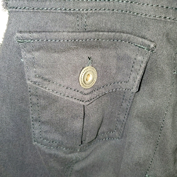 Baccini Frayed Sleeveless Vest with Silver Buttons 0035 - Picture 8 of 10